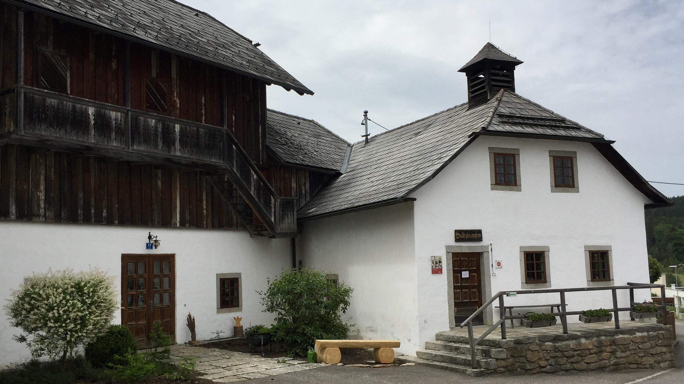 Hinterglasmuseum Sandl