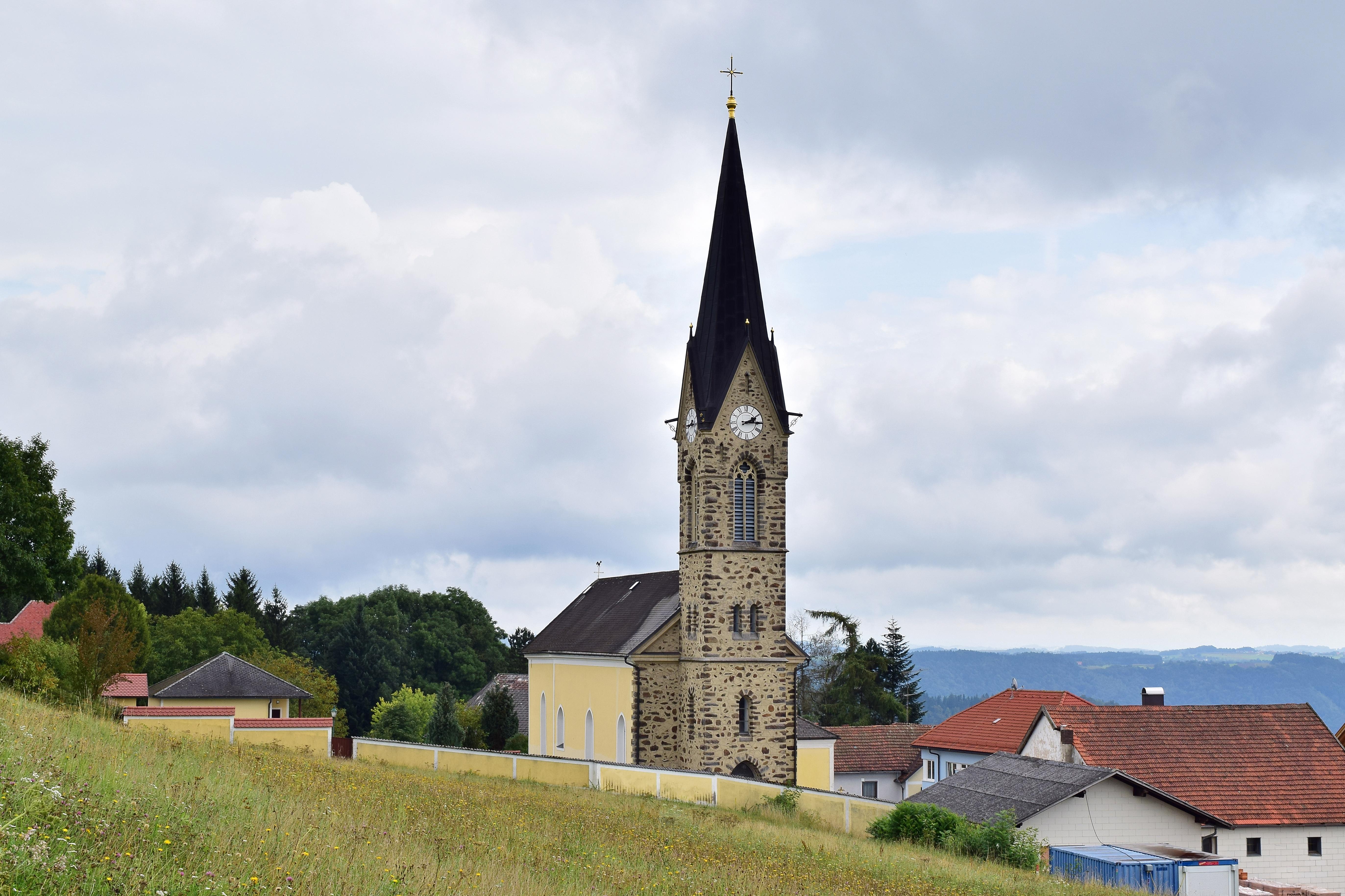 Pfarrkirche Waldkirchen am Wesen