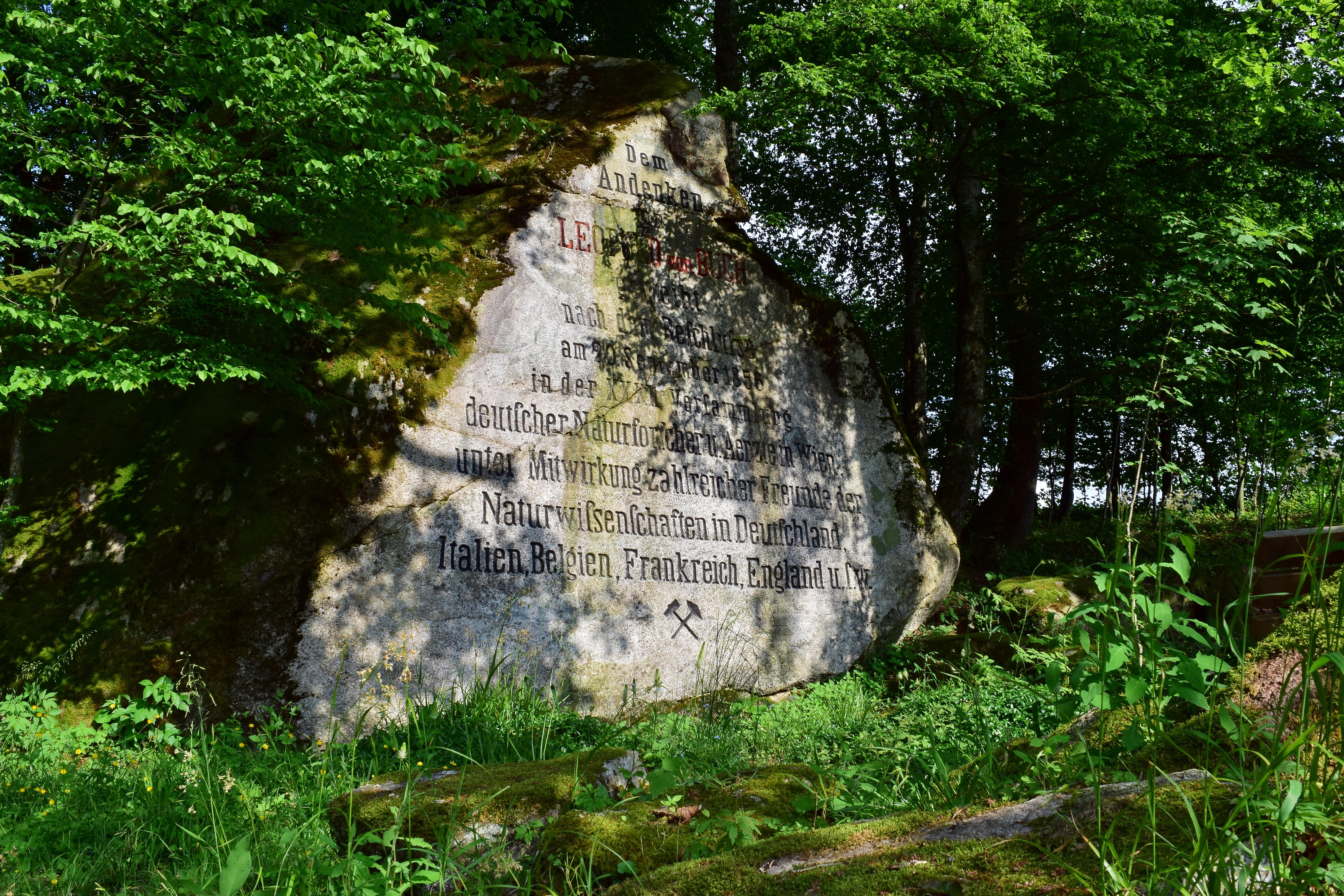 Leopold von Buch-Denkmal